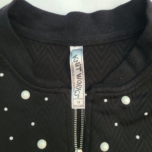 Knit Works cute Sweater - Picture 2 of 3